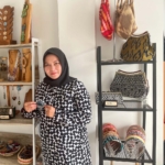 KeGia Memadukan Pesona Batu Alam dan Tenun Khas Kalbar