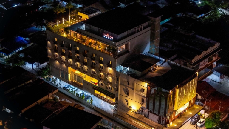 Rayakan Hari Jadi Kota Pontianak ke-254, Borneo Hotel Pontianak Gelar Lomba Masak Ikan Asam Pedas